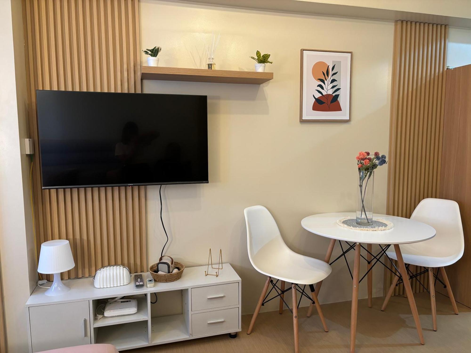 Cozy & Minimalist Staycation - Avida Towers With Pool Access 达沃 外观 照片